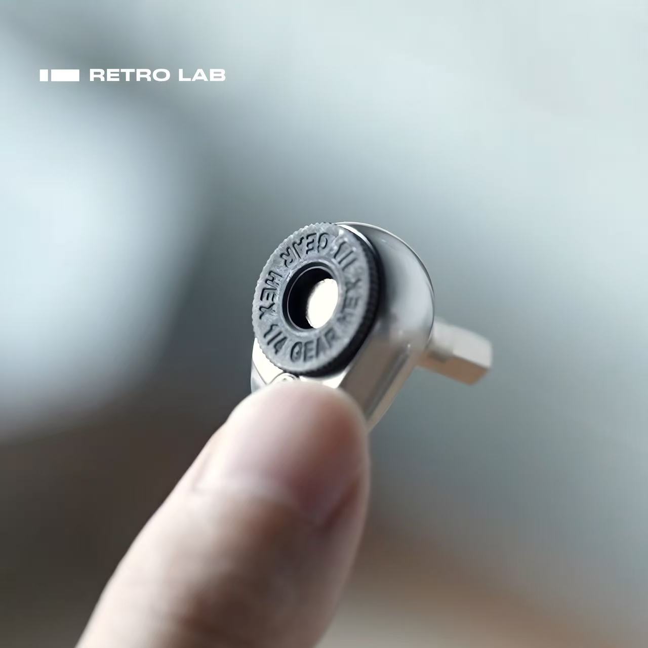 iretrolab 30-in-1 Ratchet Screwdriver Set