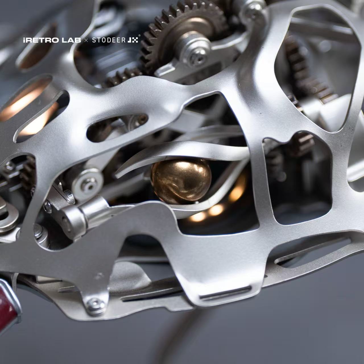 iretrolab CARETTA Mechanical Sea Turtle – Kinetic Metal Art Sculpture