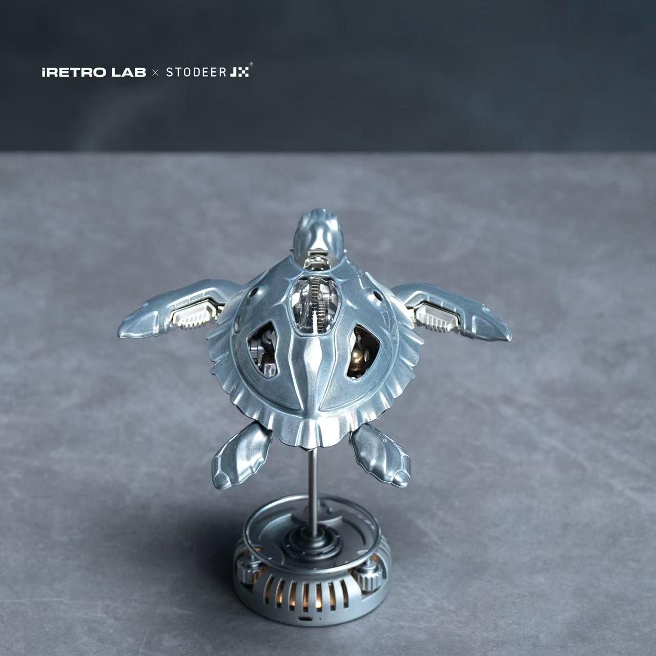 iretrolab CARETTA Mechanical Sea Turtle – Kinetic Metal Art Sculpture