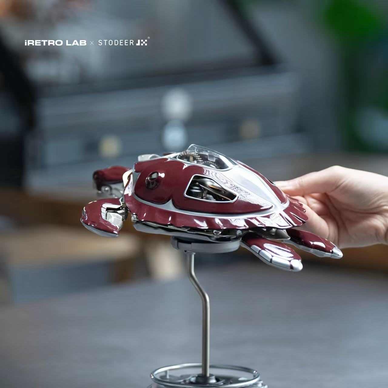 iretrolab CARETTA Mechanical Sea Turtle – Kinetic Metal Art Sculpture