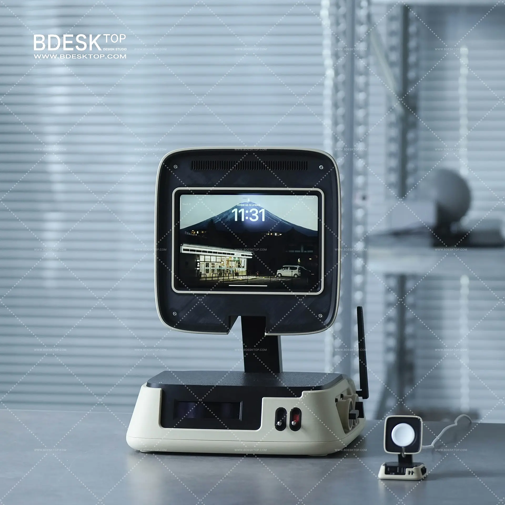 iretrolab 3D-Printed Pyramid Smartwatch Charging Stand – Retro Industrial Desk Holder