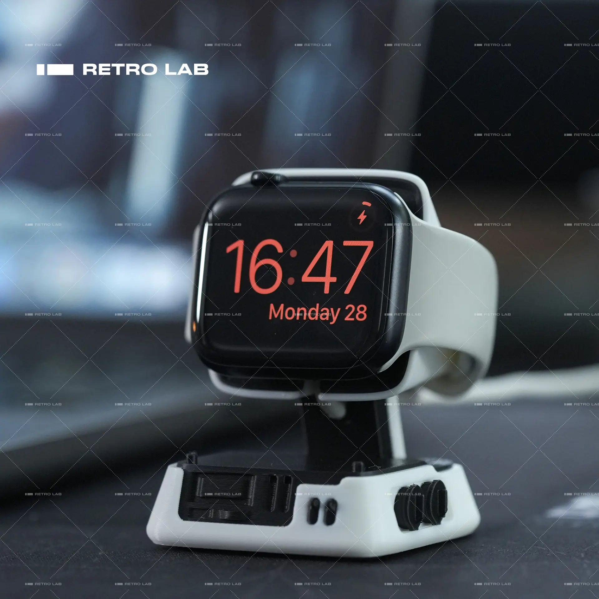 Iretrolab 3D-Printed Pyramid Smartwatch Charging Stand – Retro Industrial Desk Holder