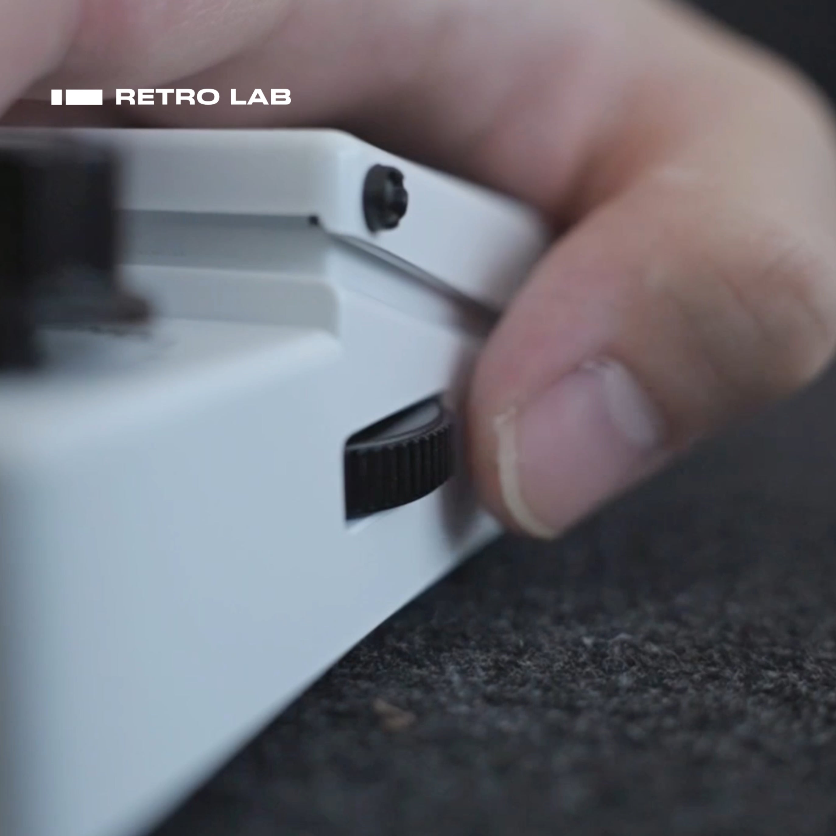 Iretrolab Retro Wireless Mouse – Guitar Pedal Edition