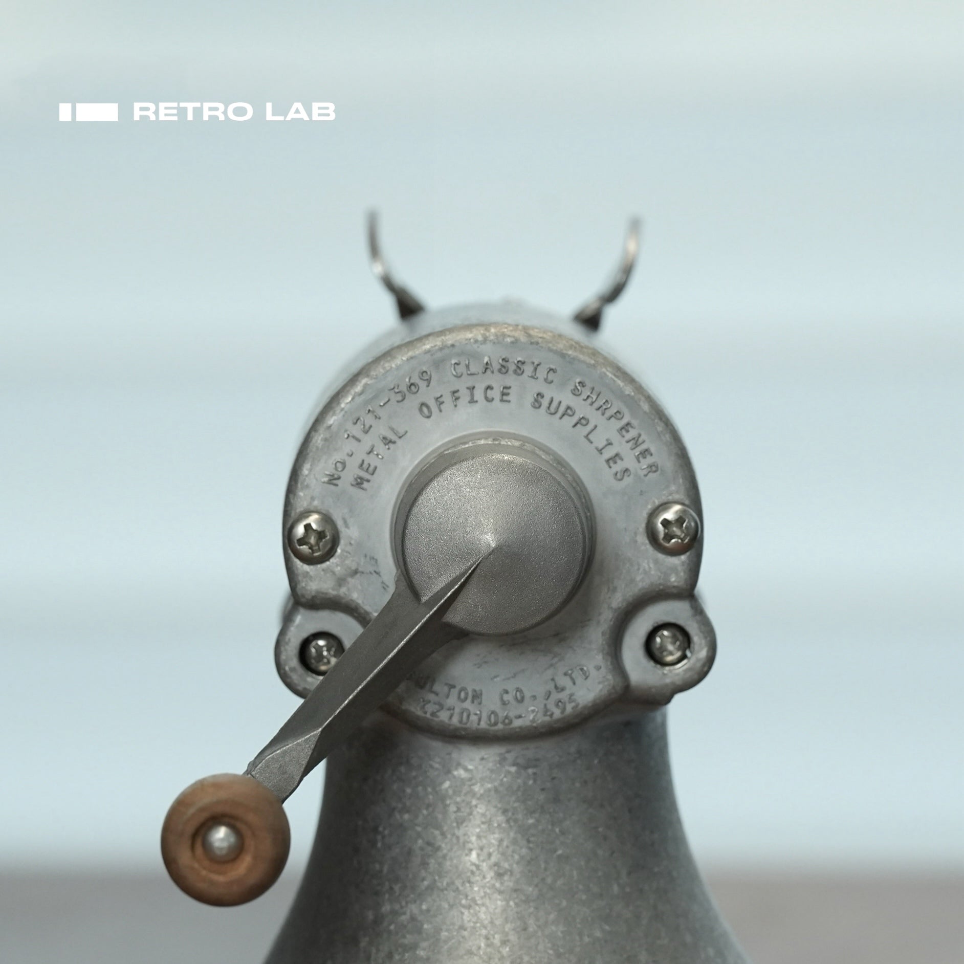 iretrolab All-metal Pencil Sharpener, Hand-crank Pencil Sharpener