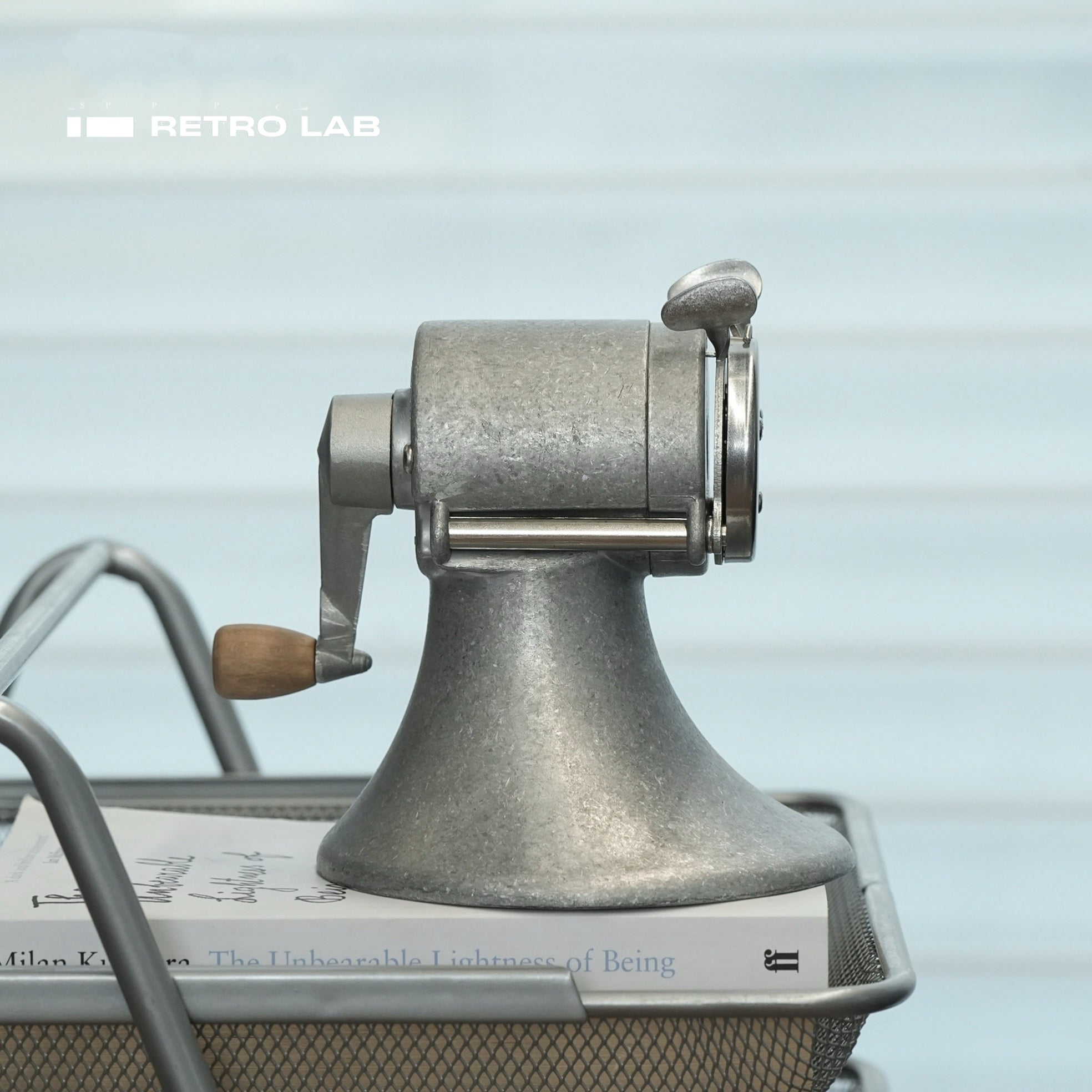 iretrolab All-metal Pencil Sharpener, Hand-crank Pencil Sharpener