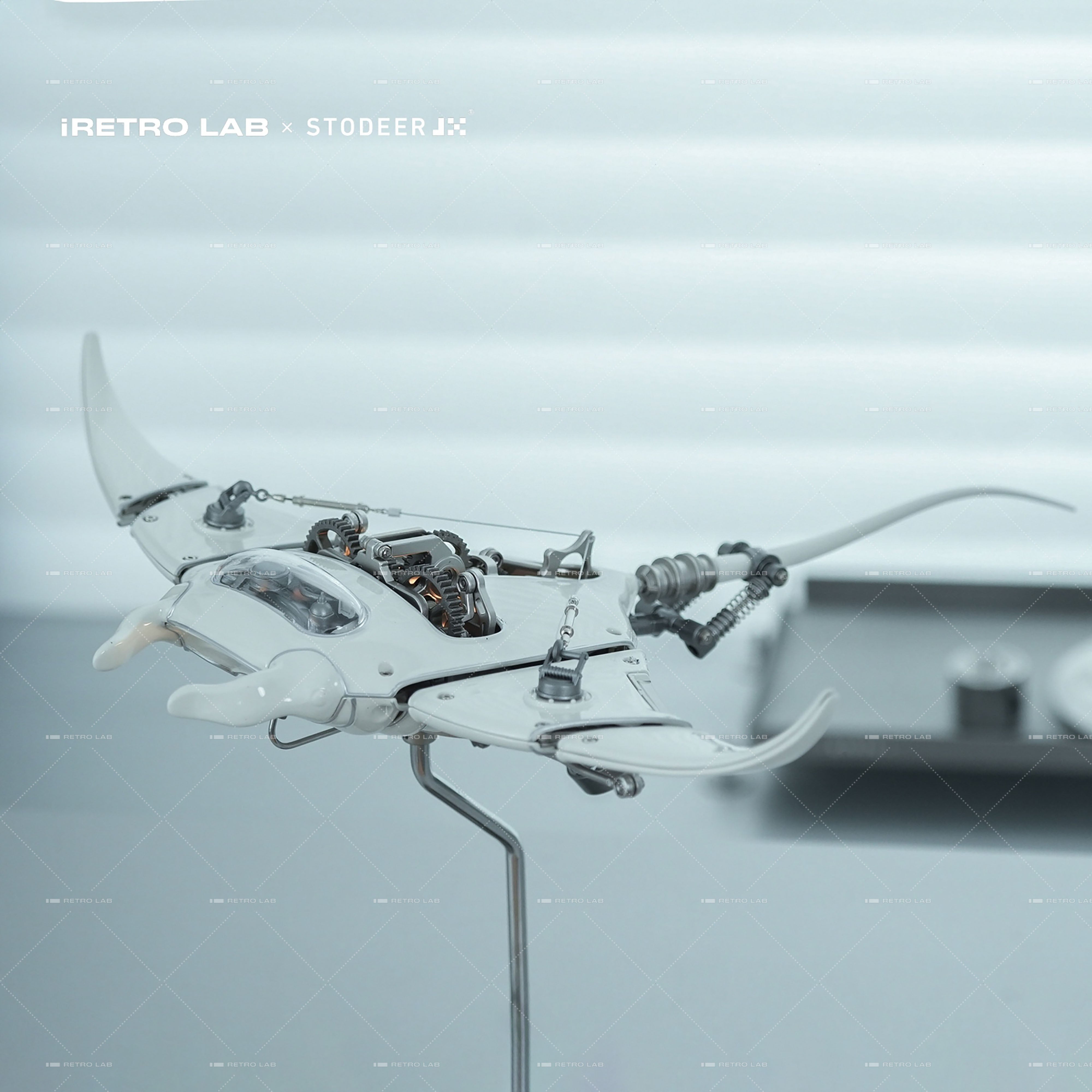 iretrolab Innovative Mechanical Metal Manta Ray Model-Perfect for Decorations and Gifts,Steampunk Style Advanced 3D Kinetic Sculpture kits  SD-01