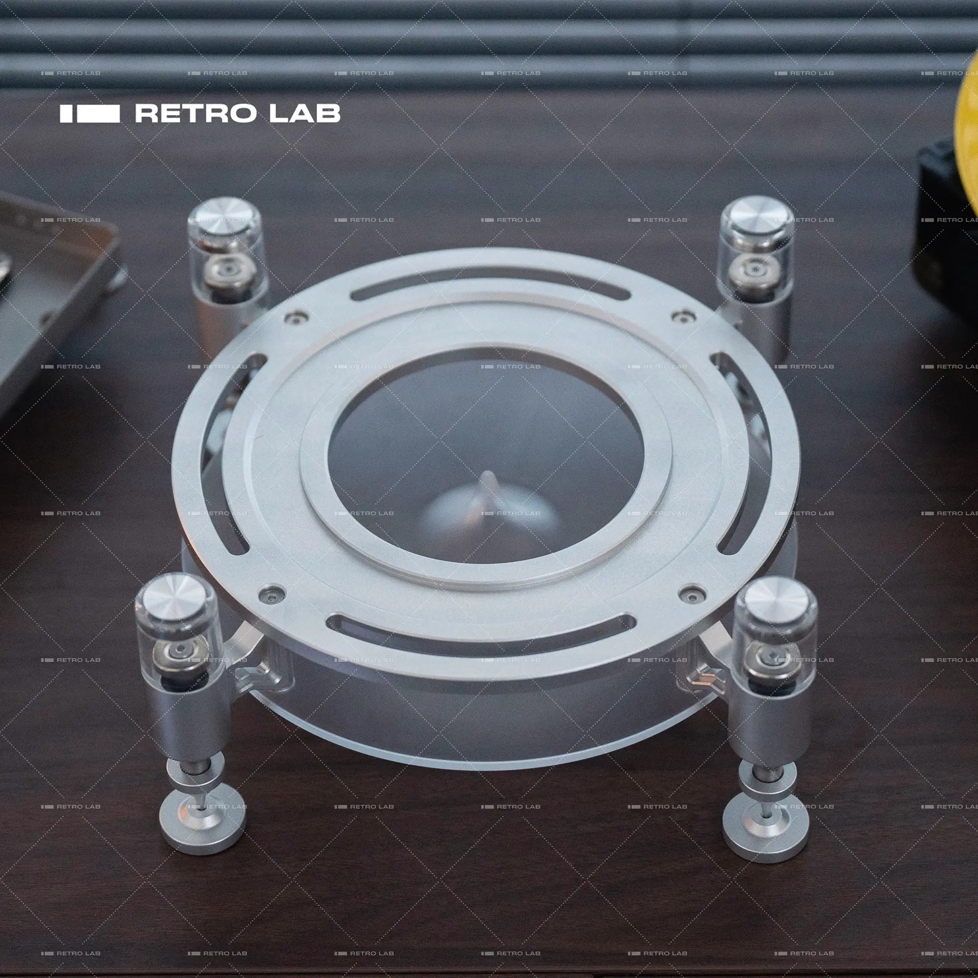 iretrolab Magnetic-Levitation Shock-Absorbing Speaker Stand