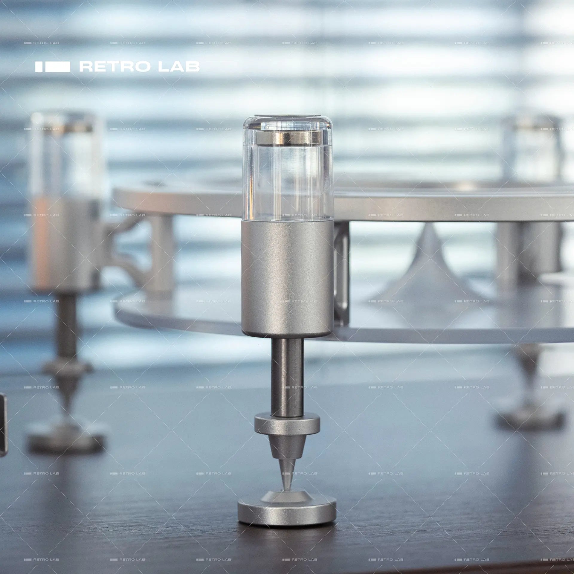 iretrolab Magnetic-Levitation Shock-Absorbing Speaker Stand