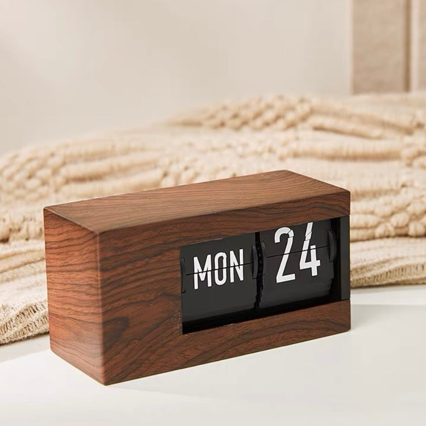 Iretrolab Automatic Flip Electronic Calendar – Smart Perpetual Desk Display