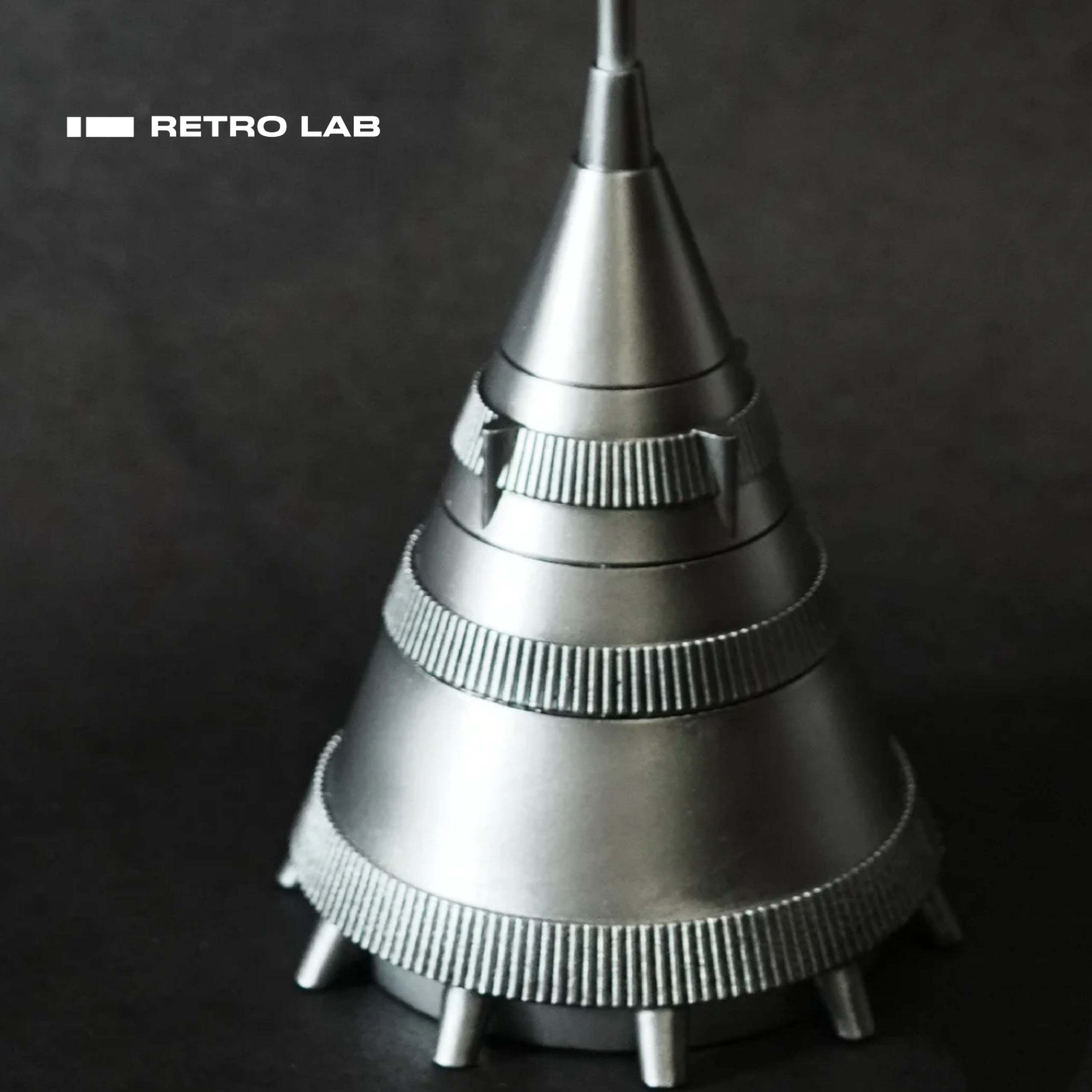 iretrolab Tidal Pulse – Steampunk Mechanical Nautilus Lamp