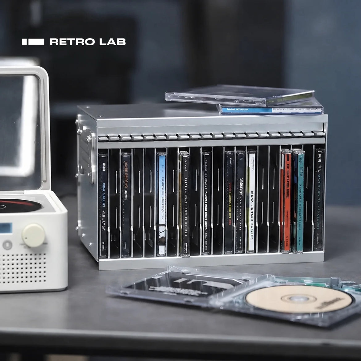 iretroLab Retro Mechanical Pop-Up CD Storage Case – iretrolab